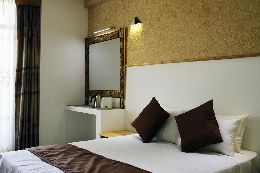 The Tenth Hotel Ella Bilik gambar