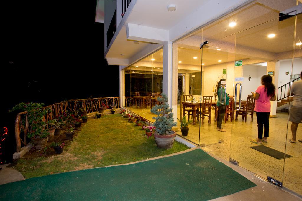 The Tenth Hotel Ella Luaran gambar