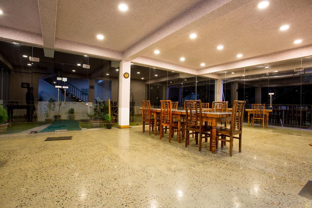 The Tenth Hotel Ella Luaran gambar